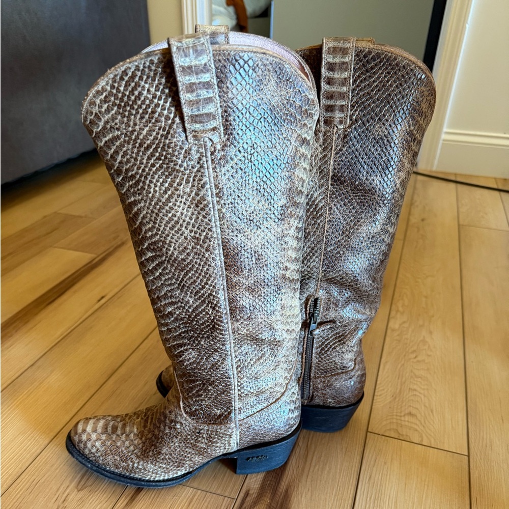Miss Macie Boots